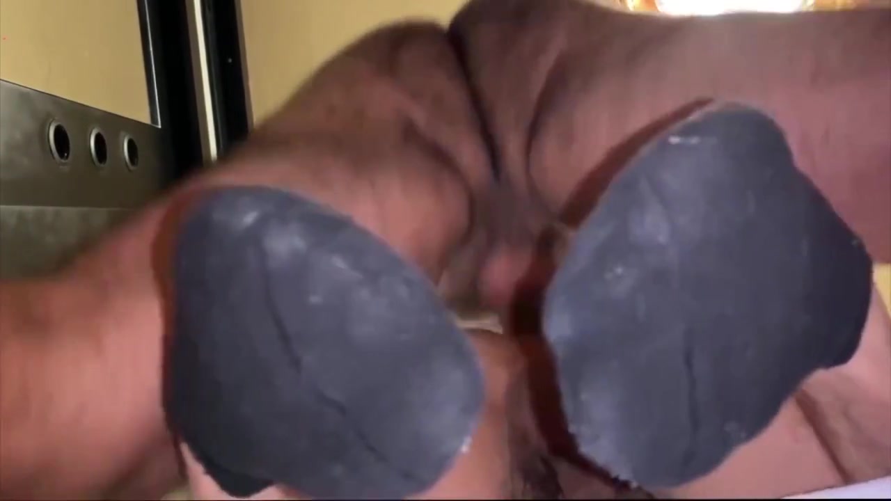 Skinny Receives His First Anal And Is Happy With So Much Pleasure In My Room