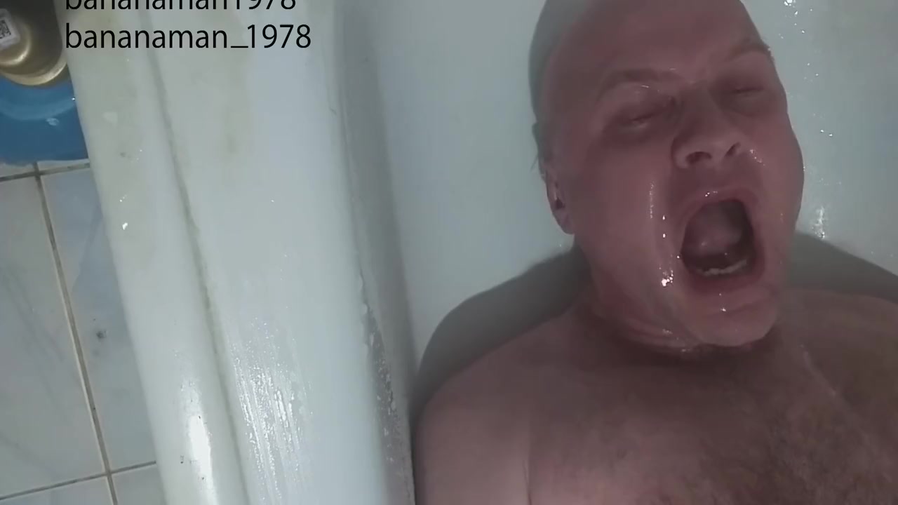 Bananaman1978 Pissed In His Own Mouth