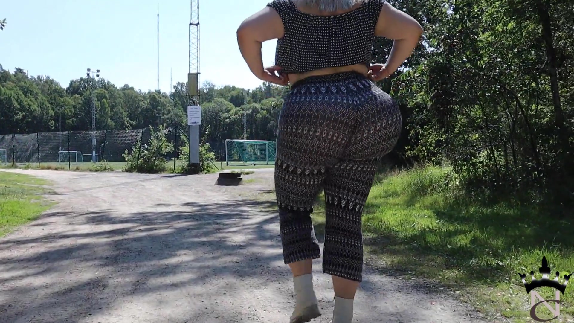 Slomo Walk Yoga Tights - Sex Movies Featuring Natasha Crown