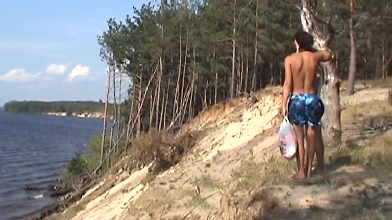 Mind Blowing sexy naked pair fucking on the desolate river bank