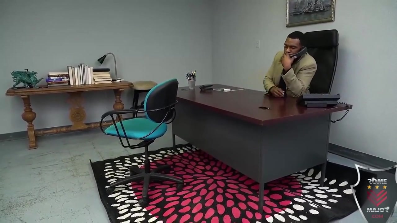Rome Major And Riley Nixon - Office Stud Wrecks Thick Hottie