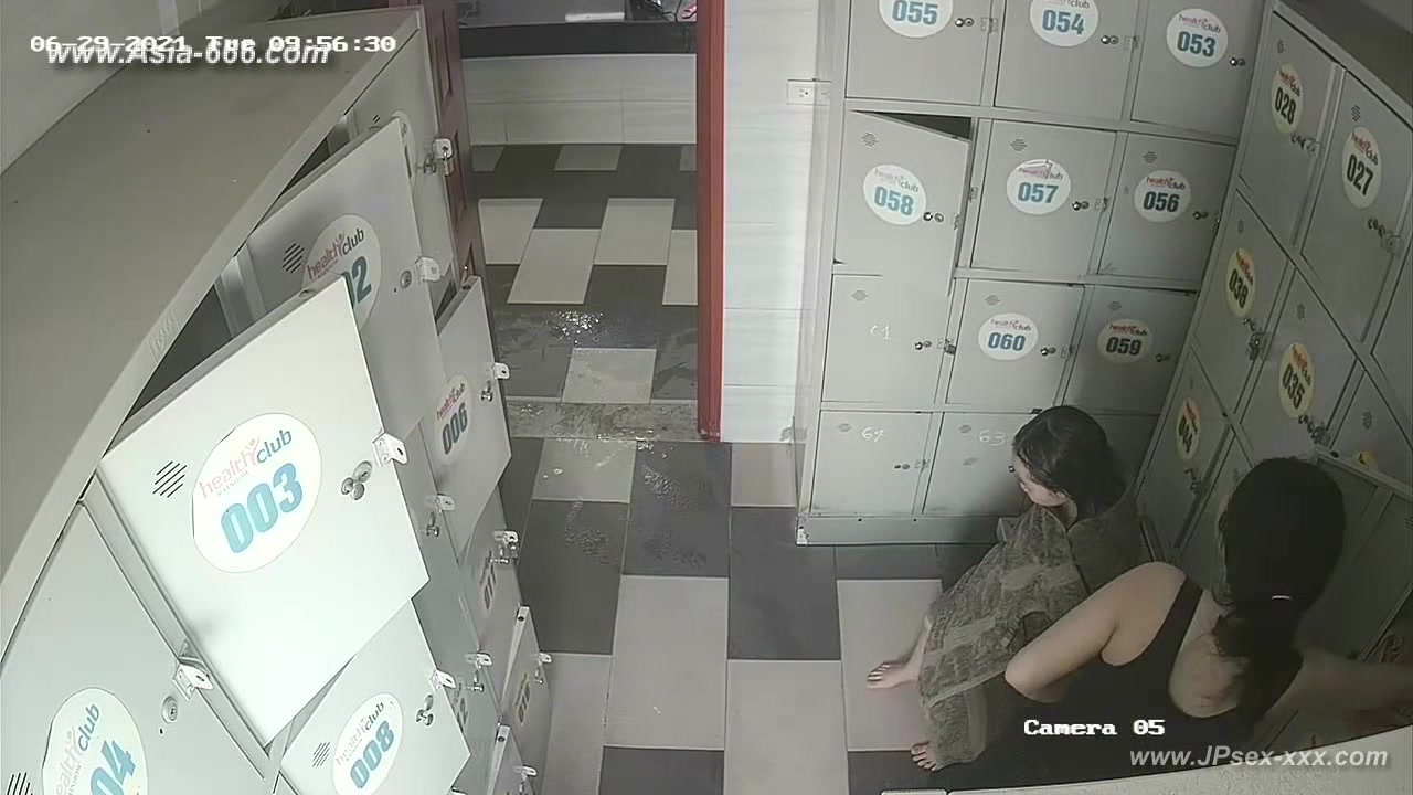 peeping chinese bath.***