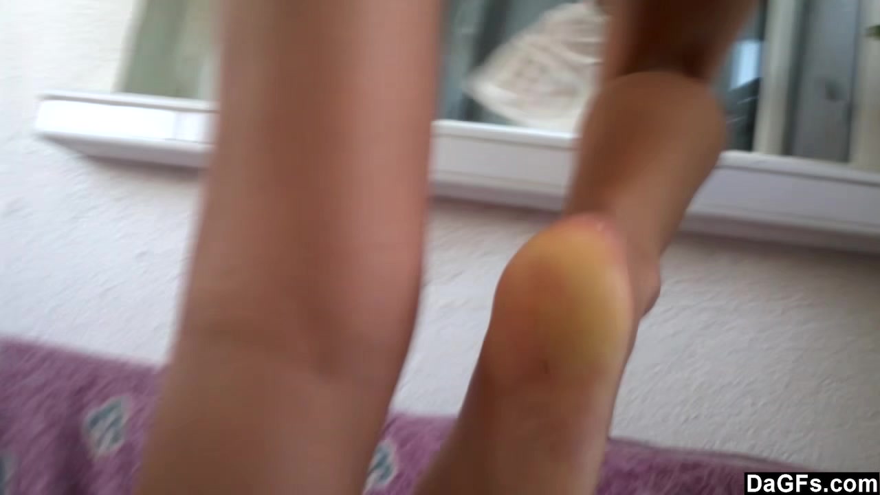 Amateur GF Undressing While Cleaning