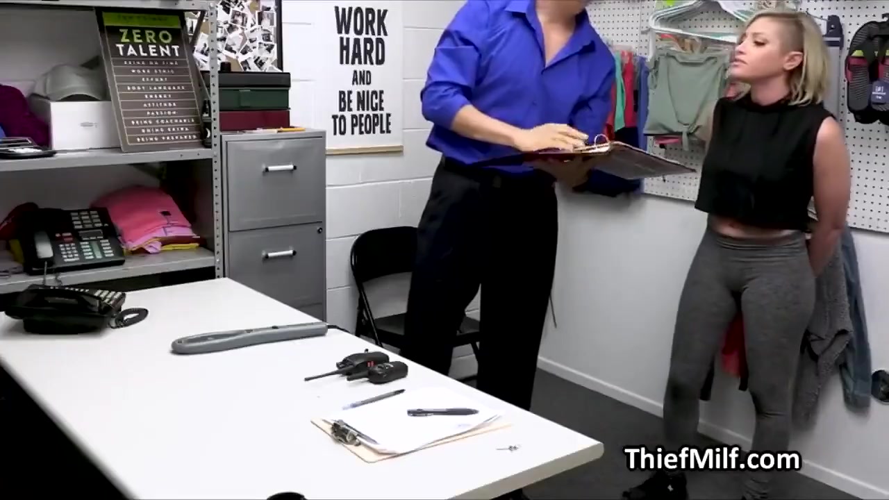 Fine Hammering Of Kaylynn In The Backroom