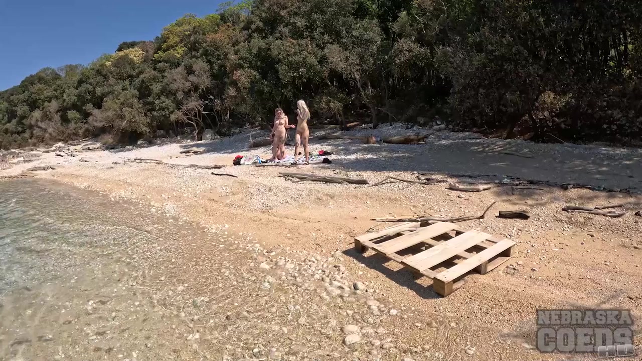 Voyeuristic Nude Beach Afternoon Chalk Art And Nude Girls Searching For Shells Dora Cheri And Sam