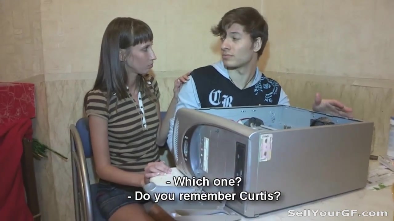 Ilona in Tight pussy buys new PC