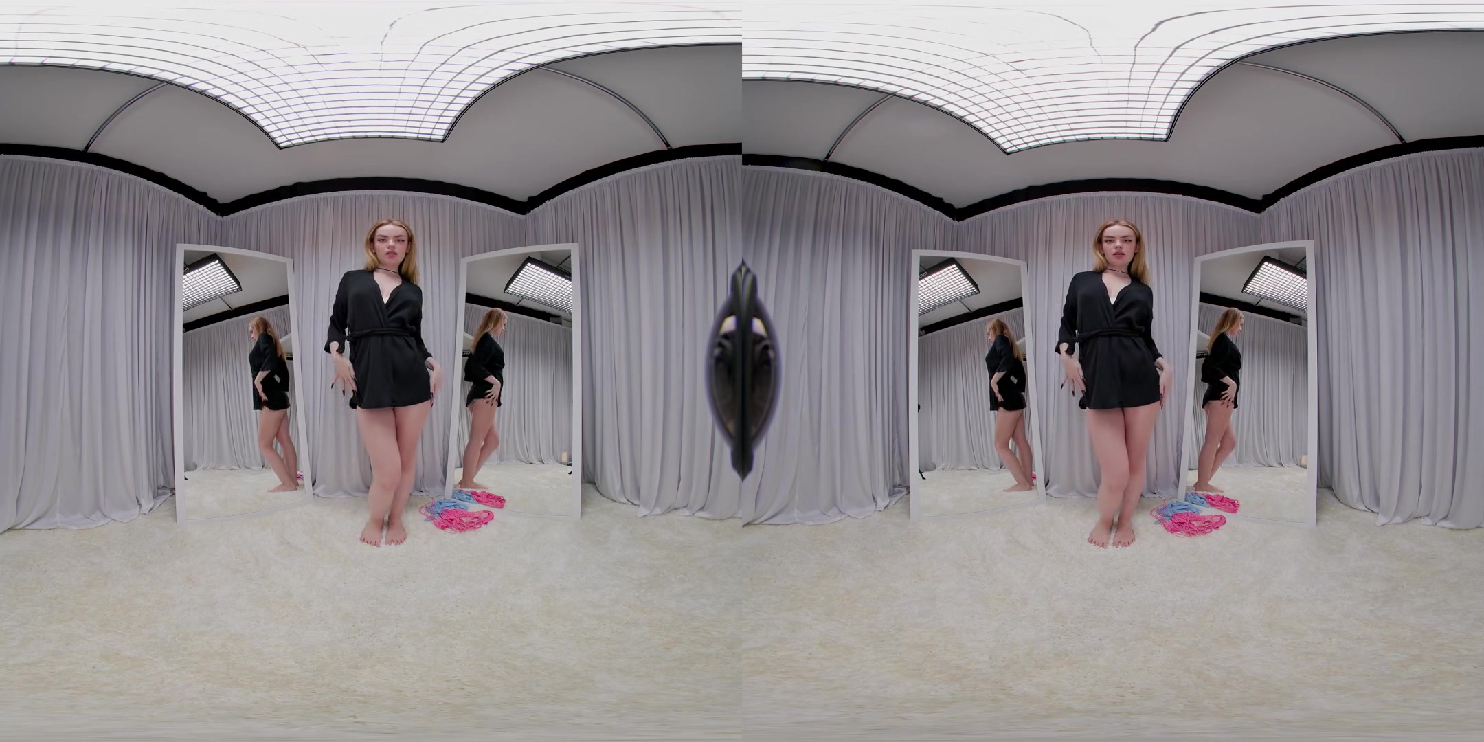 Vr Fashion Room. Yuliia Tries On Three Lingerie Sets