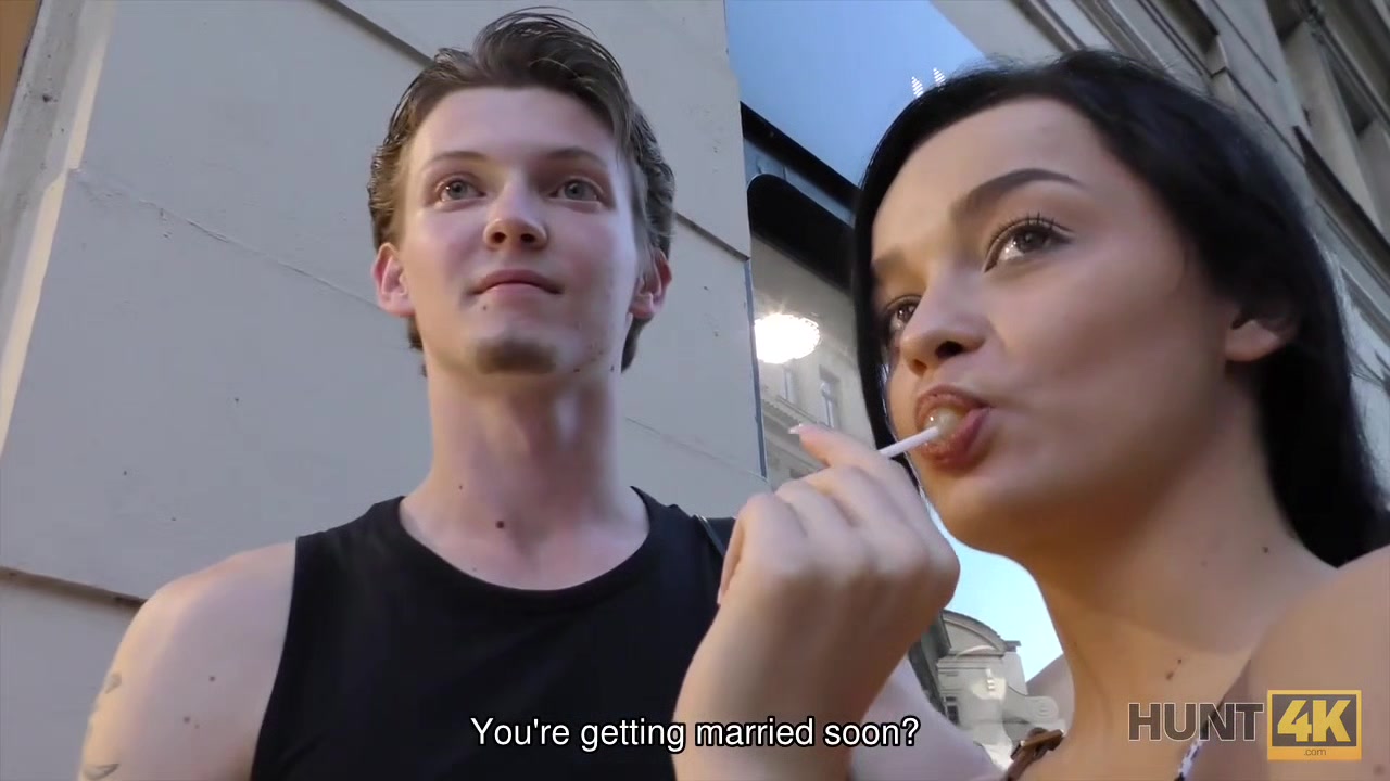 HUNT4K. Brunette princess wants new ring so why spreads her legs