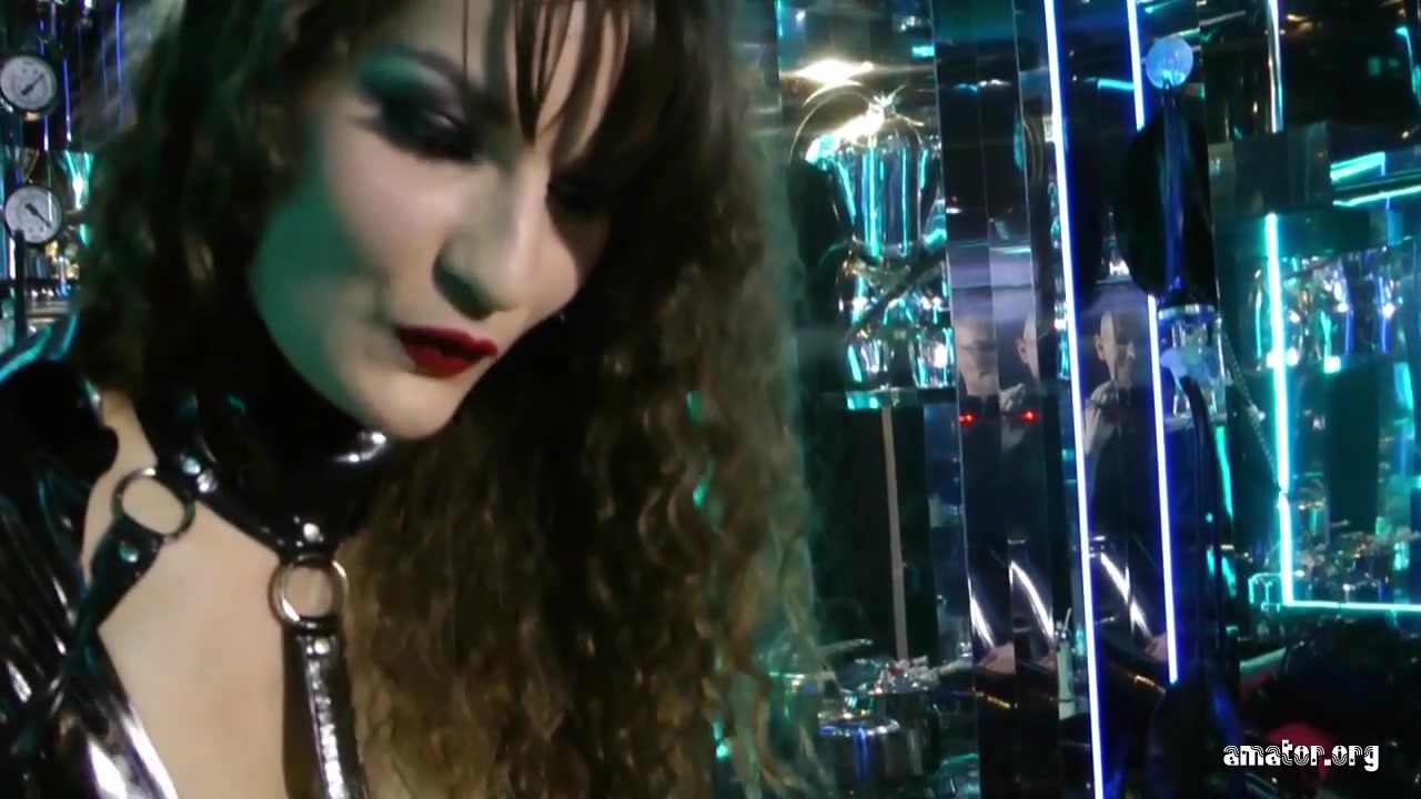 Lady Lilith - Holly Mein Rubber Toy