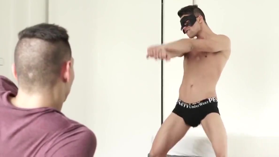 Maskurbate Stripper Barebacks Birthday Hunk!