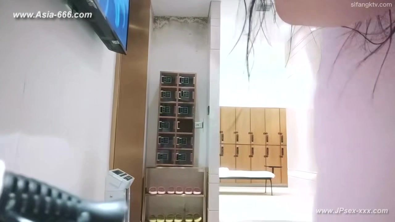 chinese public bathroom.20