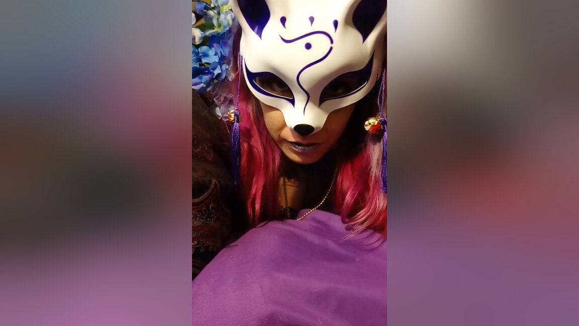 Masked Fishnet Bodysuit Fox Girl Vibes Her Clit And Cums Hard - Ladythetramp