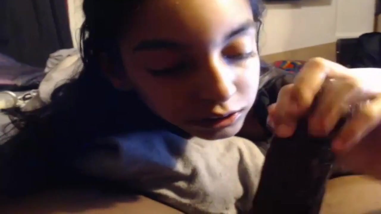 Desi paki muslim sucking black cock