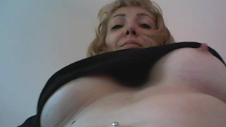 sexy hiccup:underboobs point of wiew