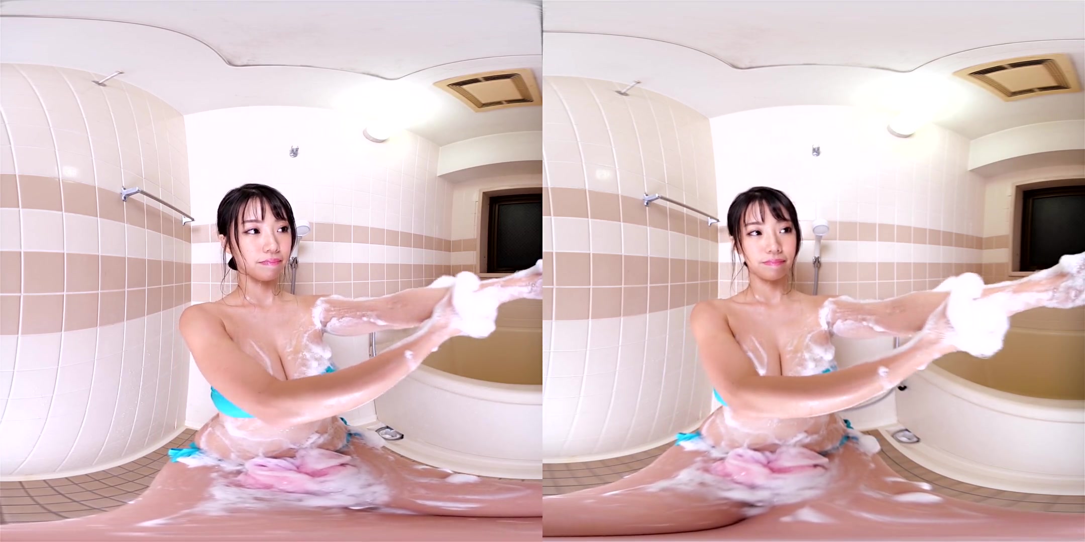 Suzuki Fumina Living Together Suzuki Bares it all In Front of You! - SexLikeReal