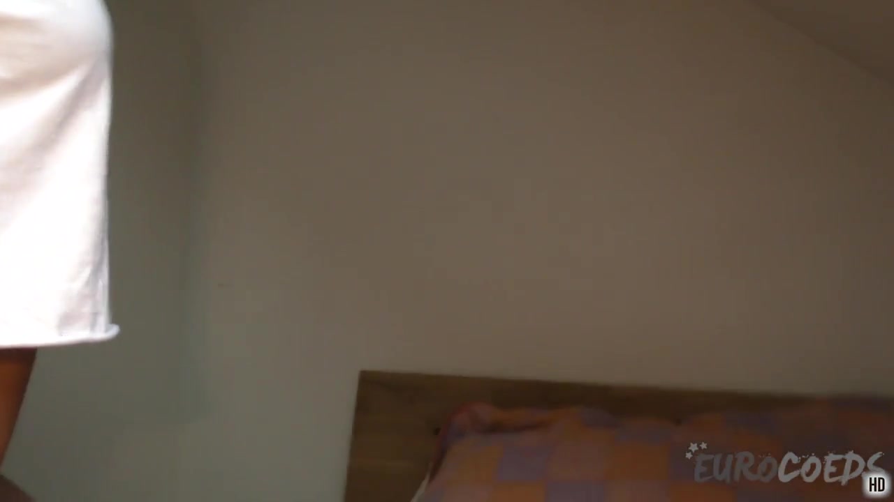 Rocker Girl Lola Ash Hitachi And Dildo In Bed - EuroCoeds