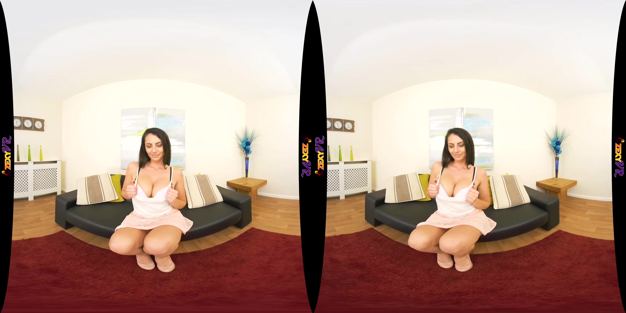 Couch Potato; Solo Striptease Brunette Big Tits Natural Fit Curvy
