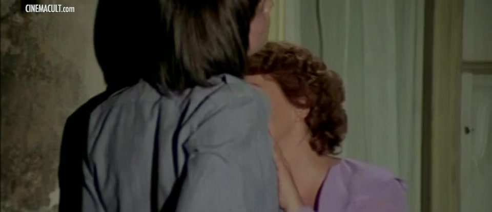 Edwige Fenech and Susan Scott - Il vizio di famiglia