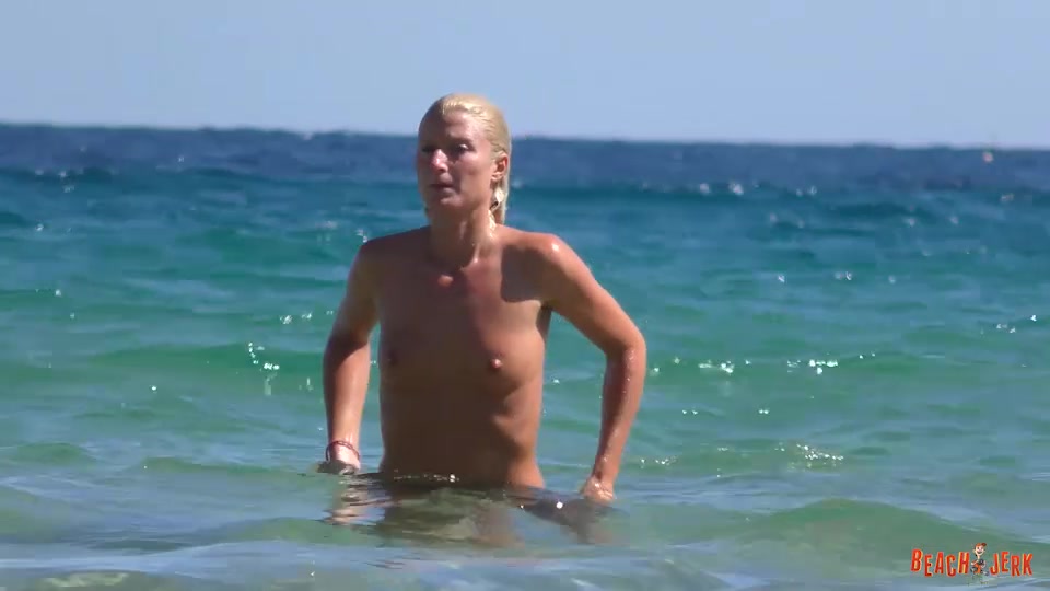 Milfy blonde - BeachJerk