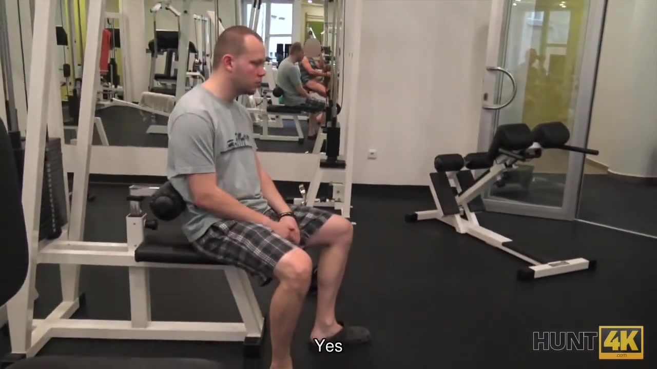 HUNT4K. Man for money let stranger fuck his slutty girlfriend in gym
