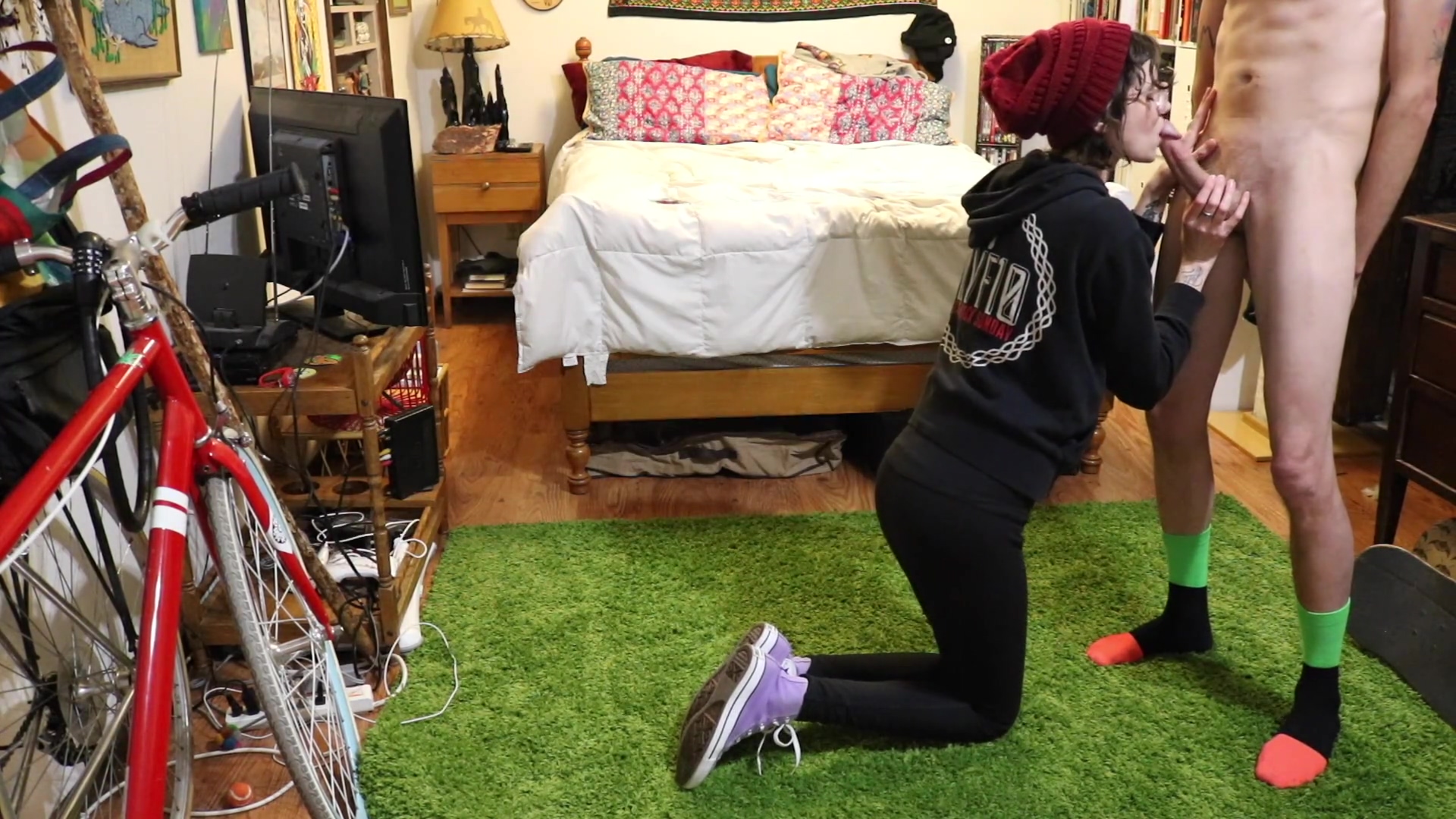 Hipster Girl Sucks Cock In Converse Sneakers