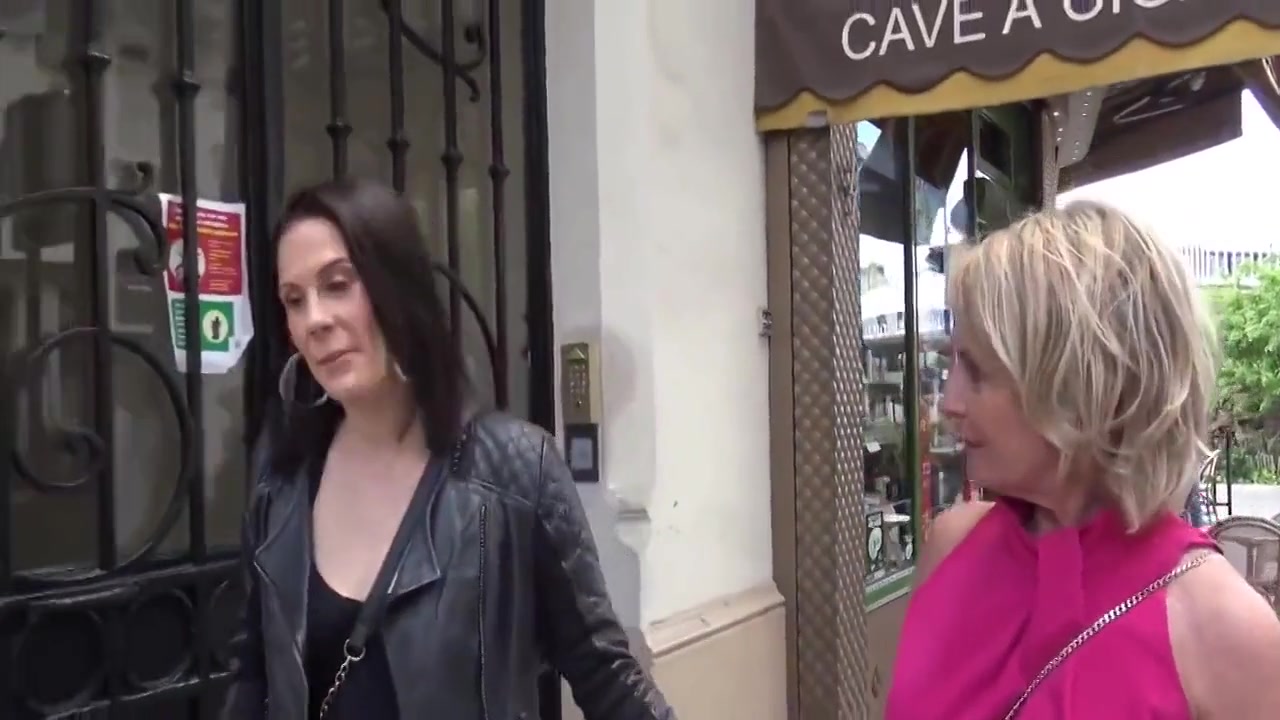 Retrouvailles Avec Tata Lesbienne