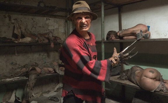 Sara Kay & Valentina Ross in Freddy - xVirtual