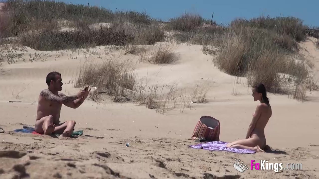 Beach Dogging! Ainara fucks a and a couple join the fun