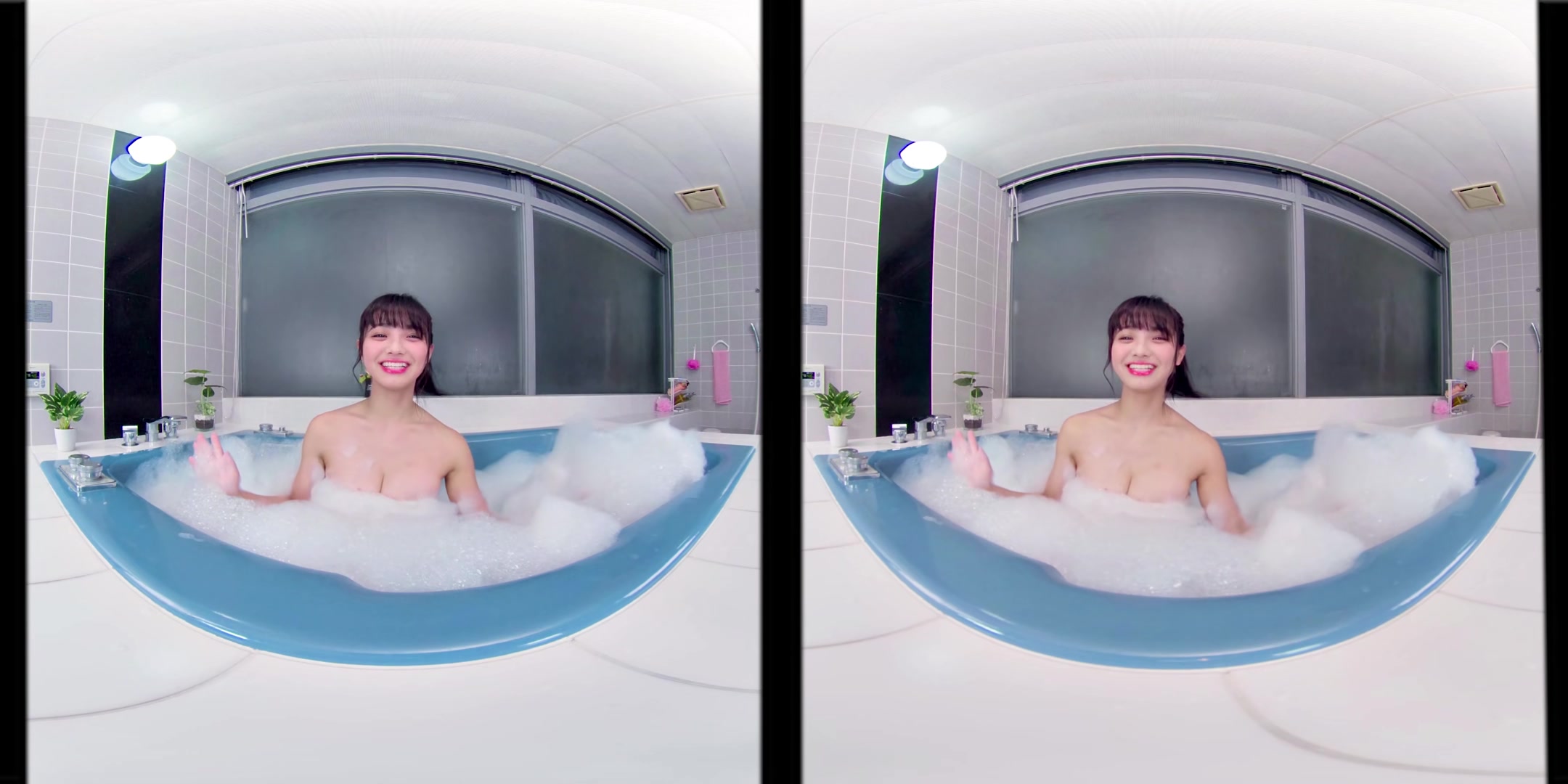 Saya Kataoka - Saya Bubble Bath Selfie & Massage - VRJapaneseidolsParty