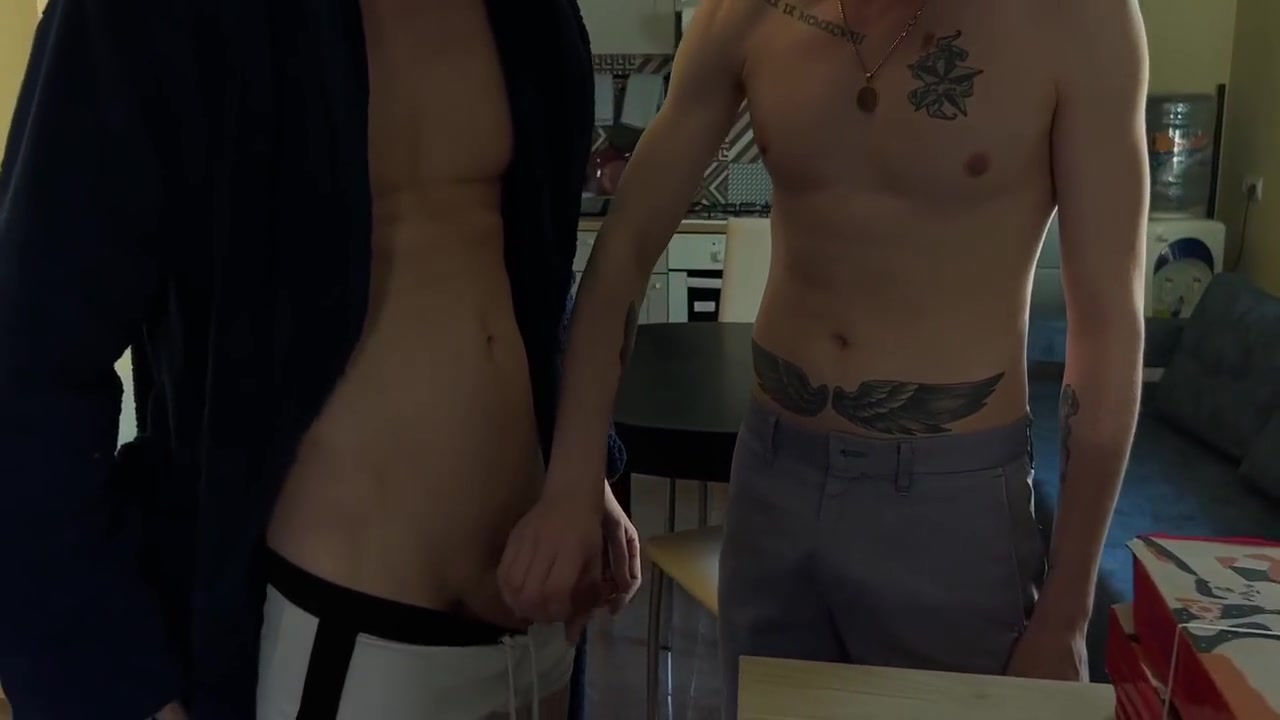 And Fuck And Cum On A Pizza Courier - Alex Tanner And Ben Huller