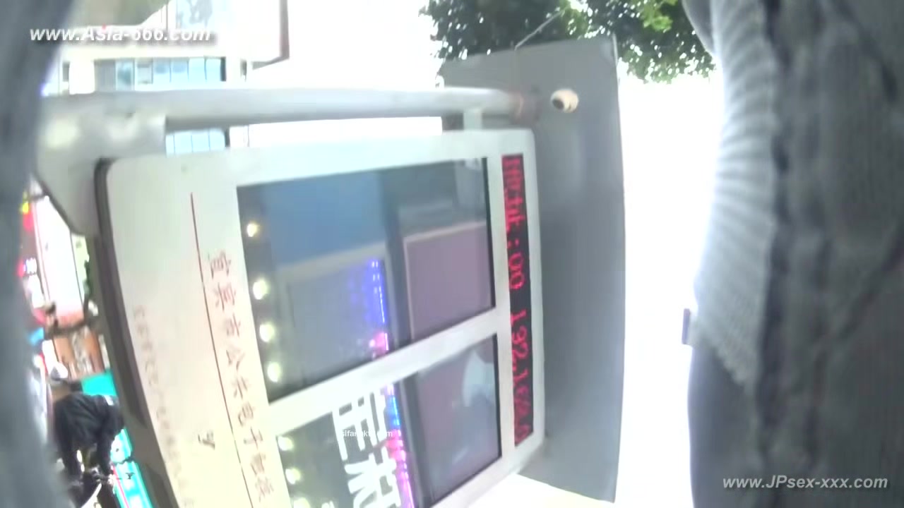 peeping chinese amateur upskirt.129