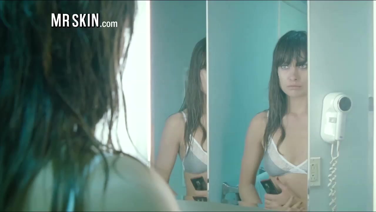 Get Iden-TIT-y From Amanda Peet - Mr.Skin