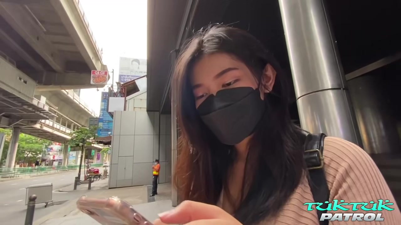 Horny Thai Jenny