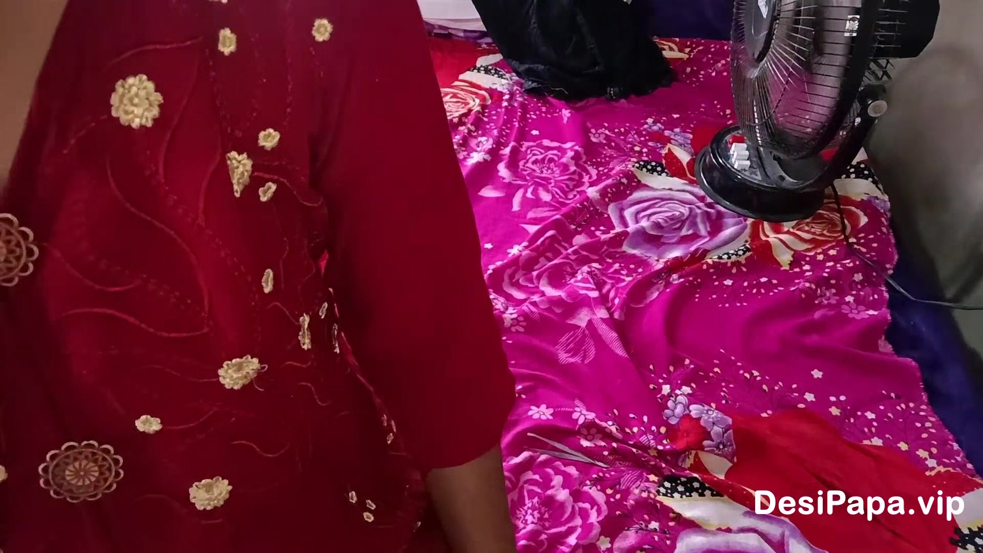 Indian Wife Taking Big Cock Deep Inside Her A Real Hot Desi Fucking