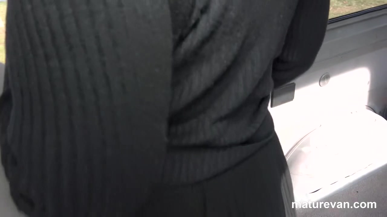 Horny Granny Cant Wait to Cum - Maturevan