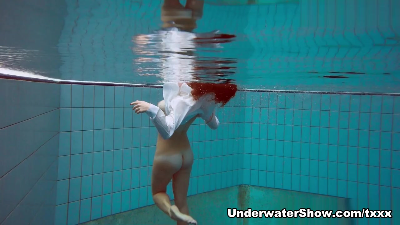 Lola Video - UnderwaterShow
