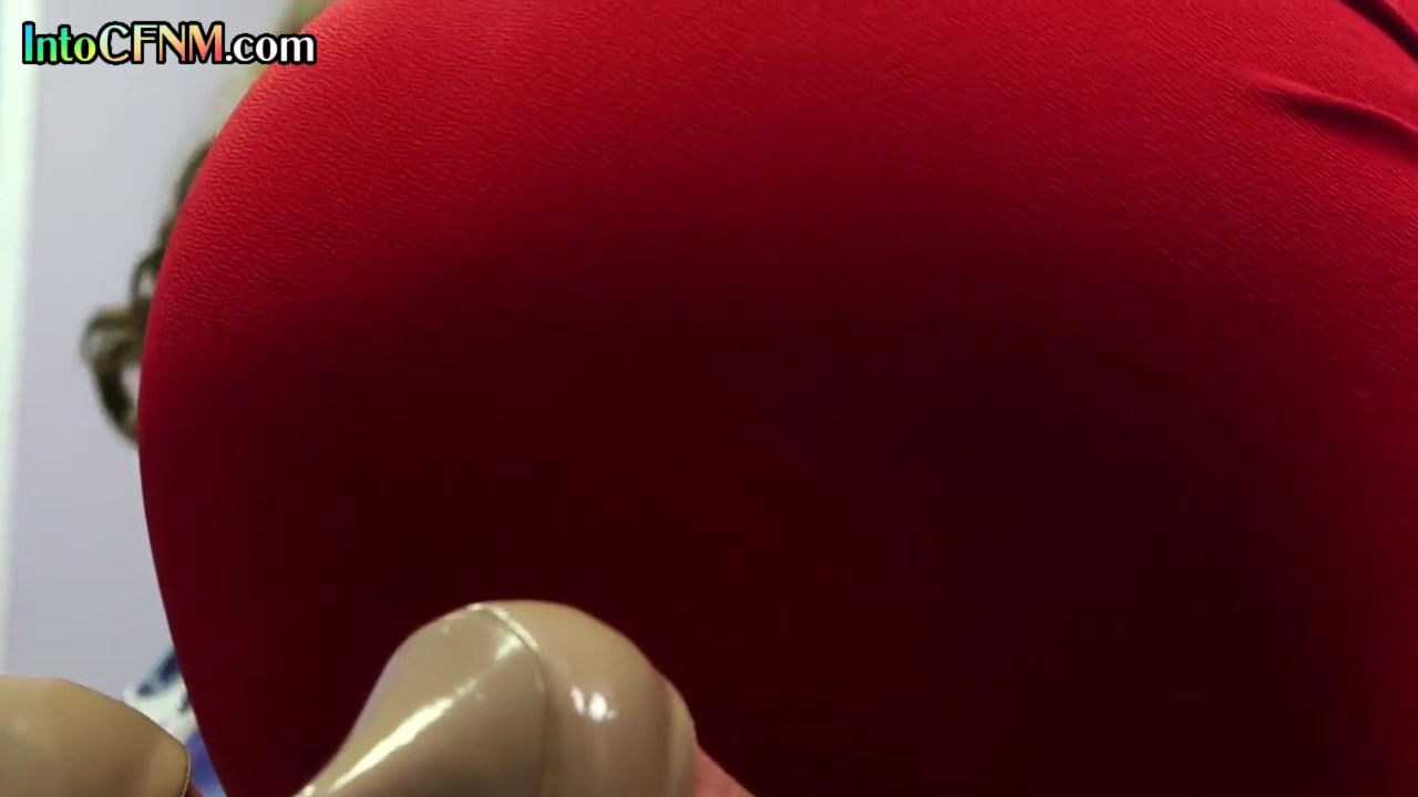 CFNM classy British doms suck lucky cock in group BJ