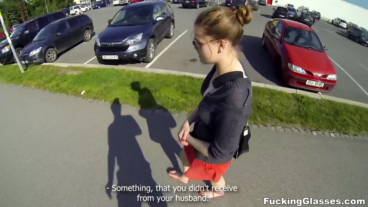 Lota in Outdoor fuck in glasses
