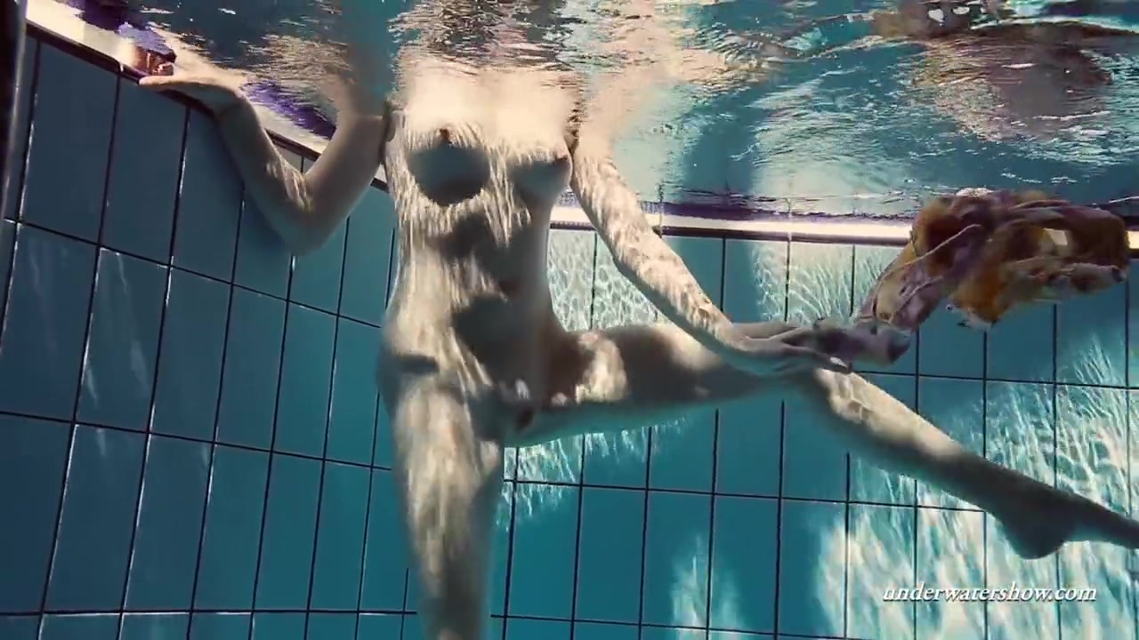 Nudist teen 18+ Enjoy Nude Swimming And Being Horny