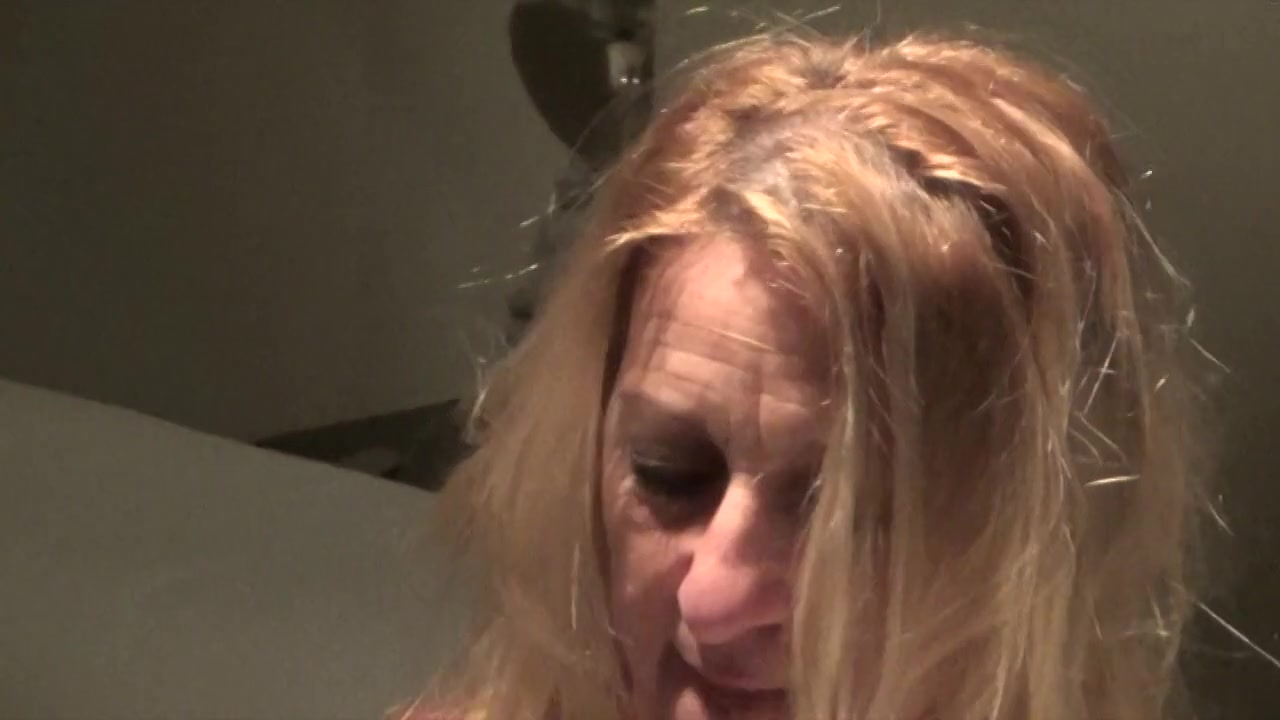 Having Fun With My High Heels - Sex Movies Featuring Miss Nylon - Kyra-