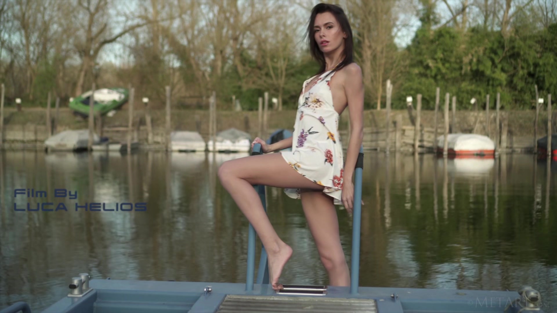 Beauty on Boat - Alice Wonder - Met-Art