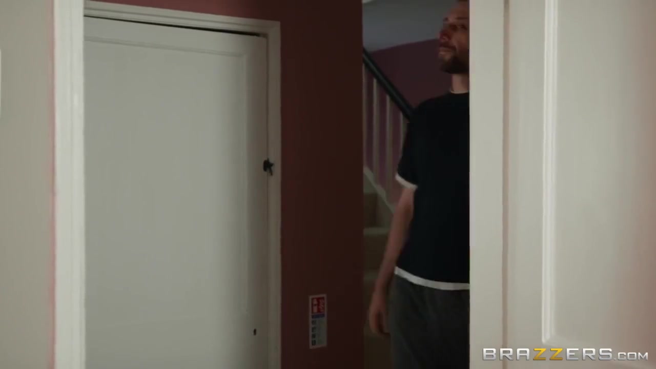Aubrey Black And Danny D In Horny Repairman Fucked On The Bed
