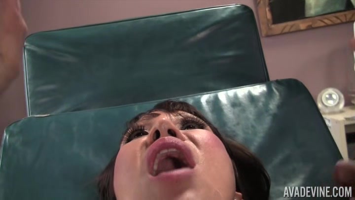 Ava Devine In 3 Way Clit Check Clip#3