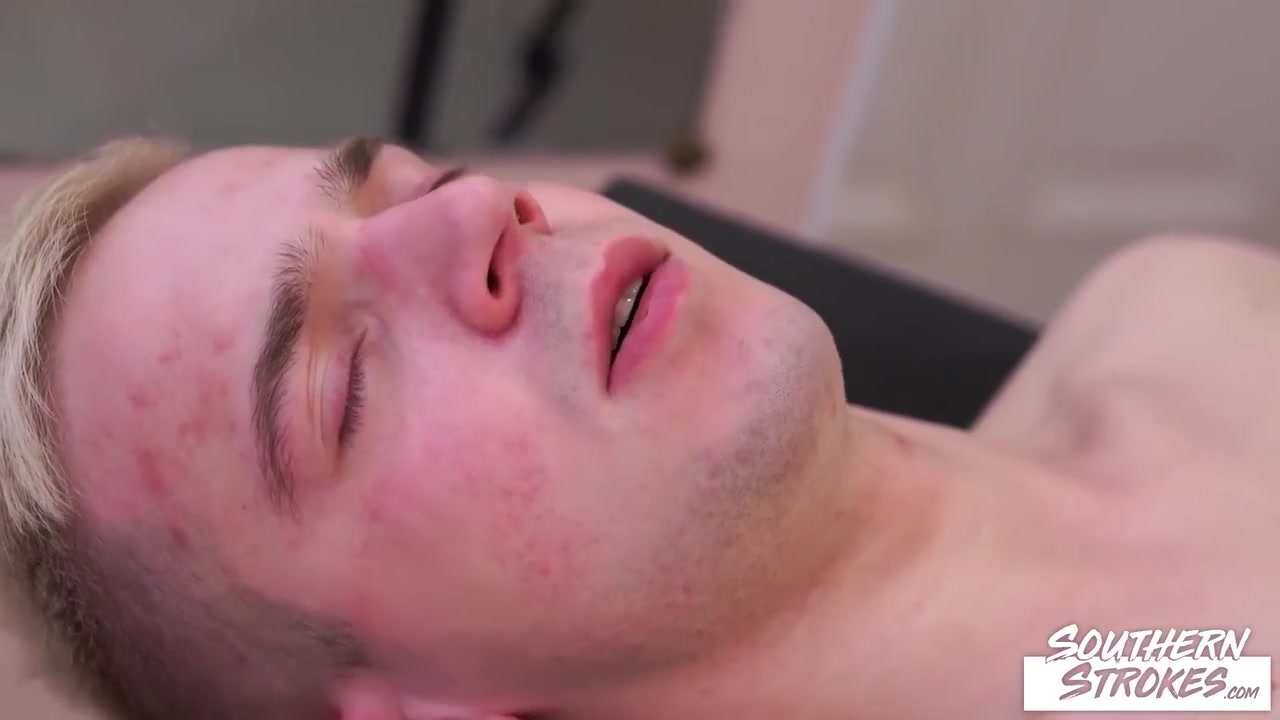 Massages And Jerks With Taylor Blaze And Mark Freedom
