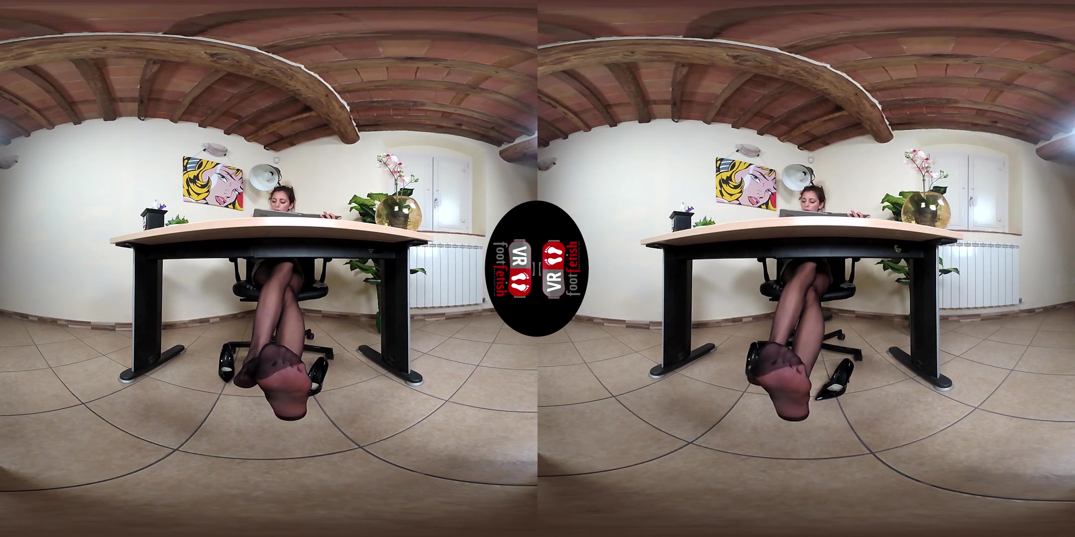 Mayla Dress As A Hot Secretary Flaunts Her Nyloned Feet In The Office; Latina Secretary Leg Fetish with Stockings VR
