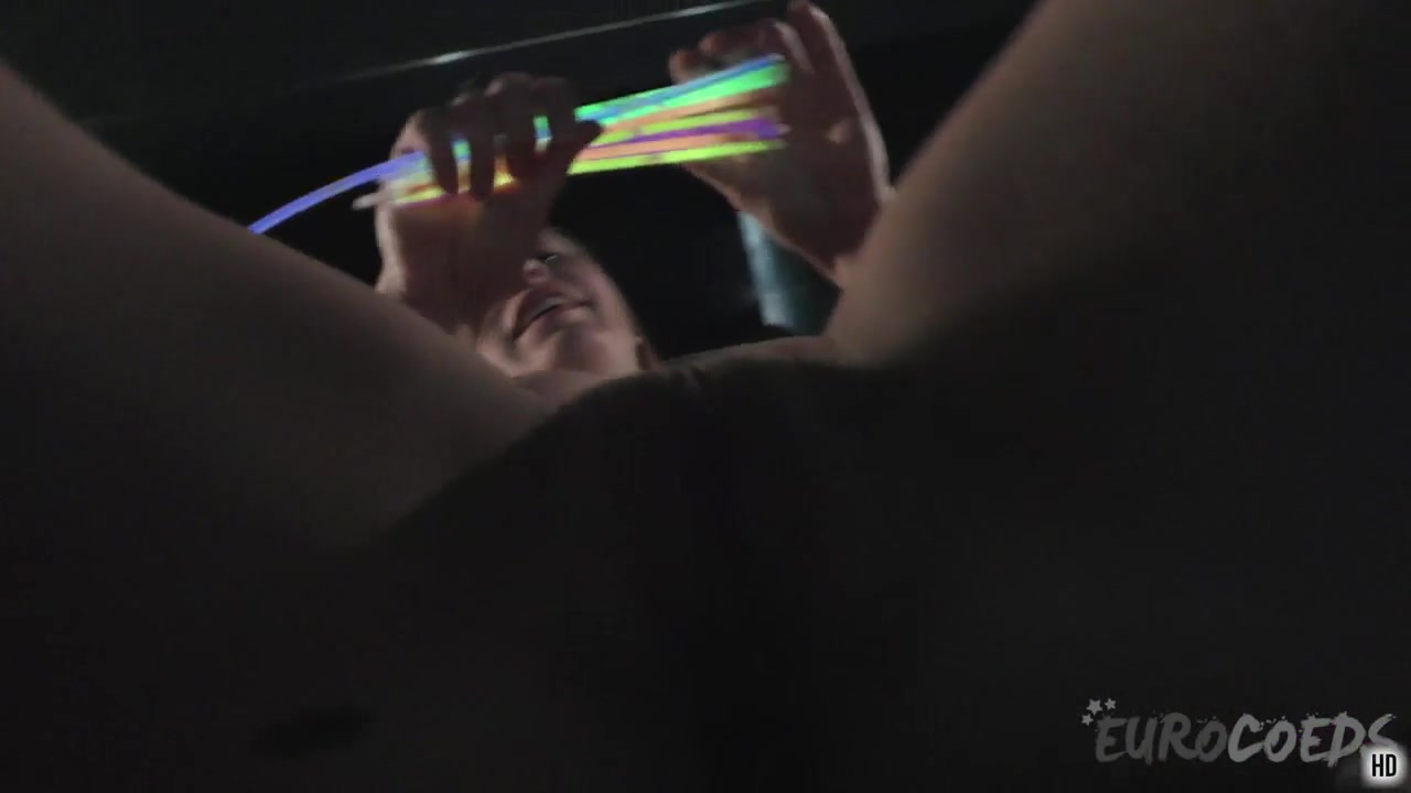 28yo Solvita Kinky Pussy Gaping Wiht Glow Sticks Pink Cervix View - EuroCoeds