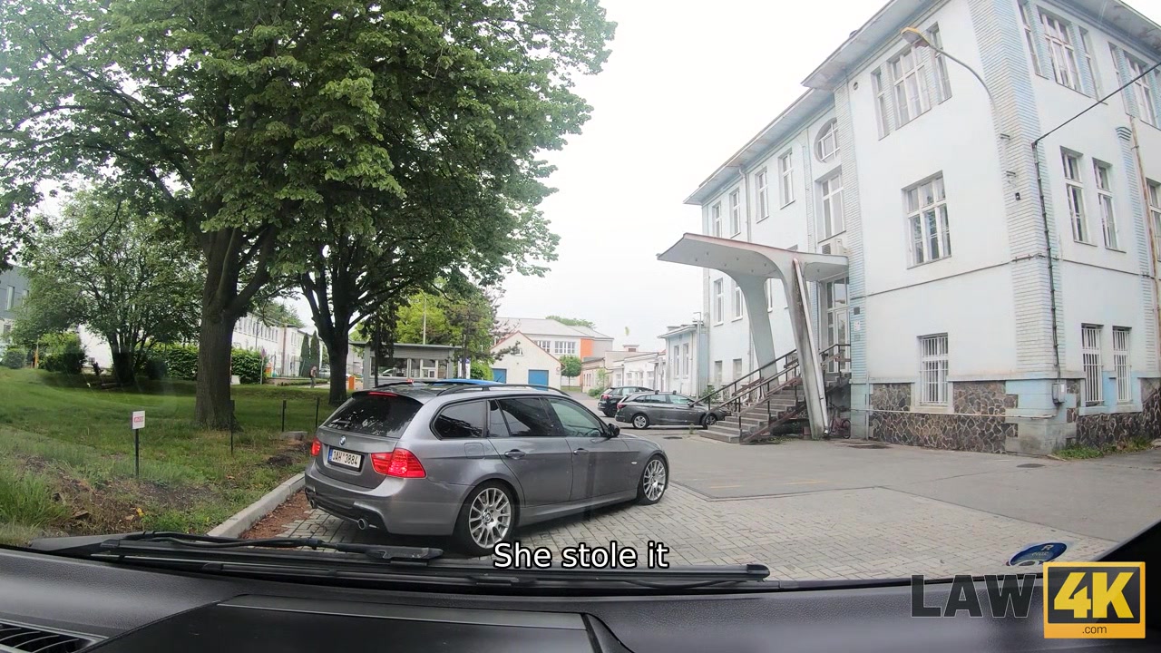 LAW4k. Babe wants to steal a BMW but cops catch her and punish
