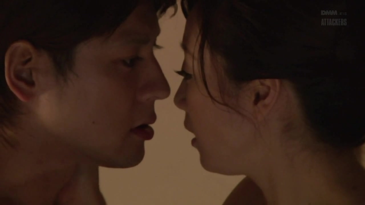 Yu Kawakami in Milf Sex In The Tatami Room - MilfsInJapan