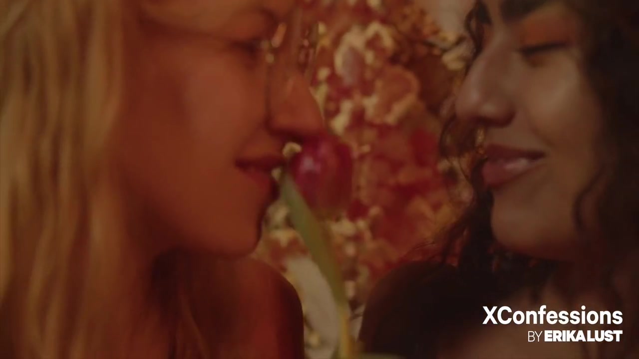Hot Sexy Girls Having Passionate Sex!