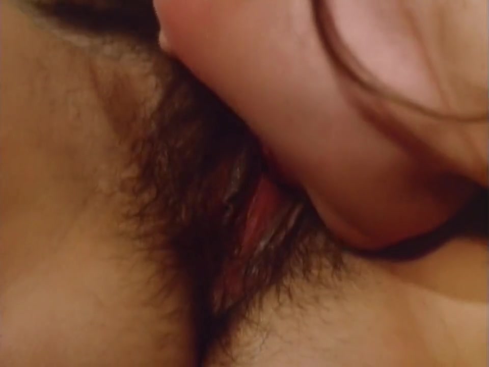 Girls Eating Wet Pussies